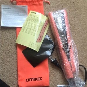 Amiga ceramic Flat Iron